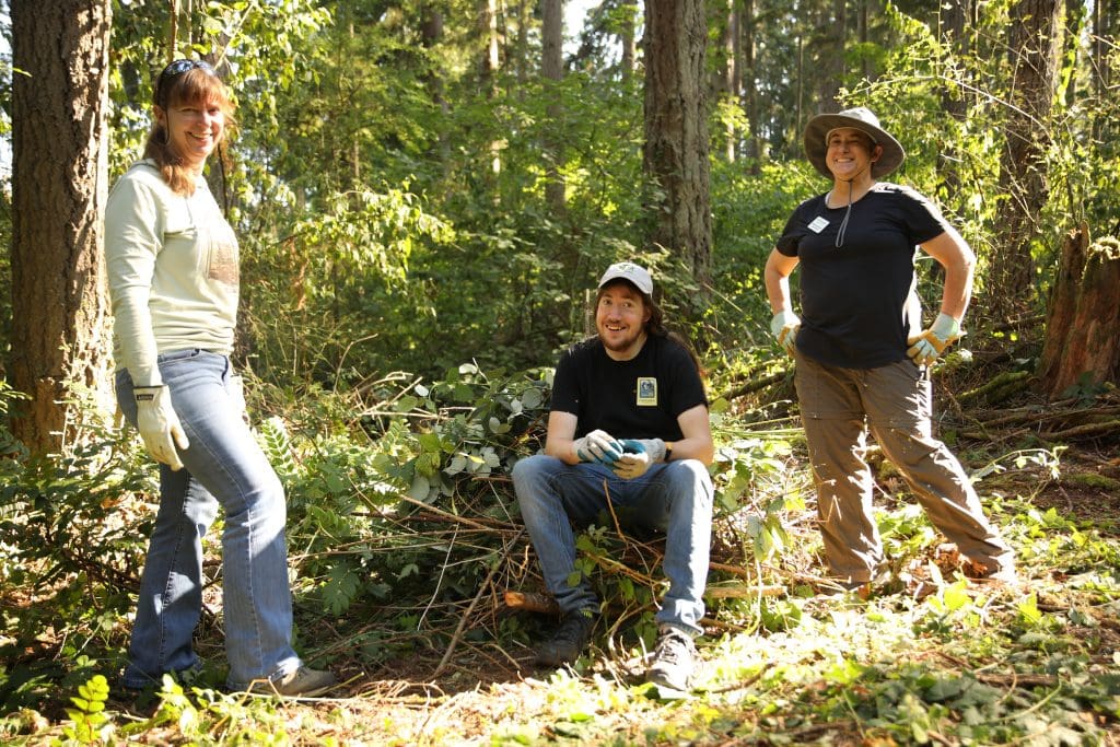 Michelle Hermann and two more volunteers.
